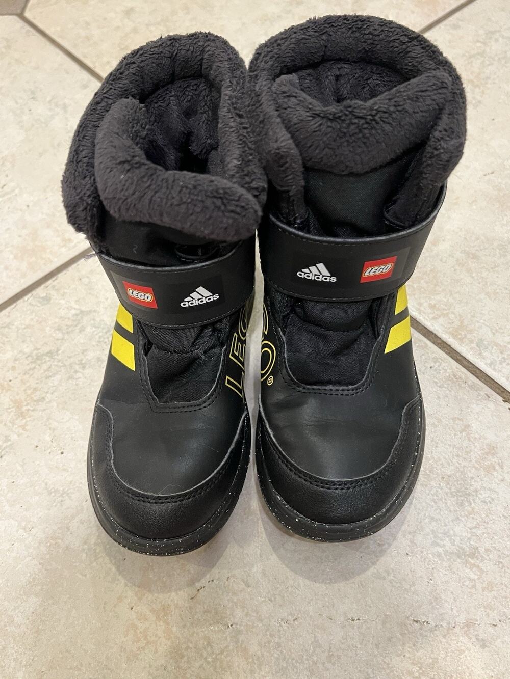 adidas x LEGO Winterplay Kids Snow Boots US 1 EU 32 Black Red Yellow